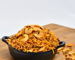 NAMKEEN & PINDI VANTALU